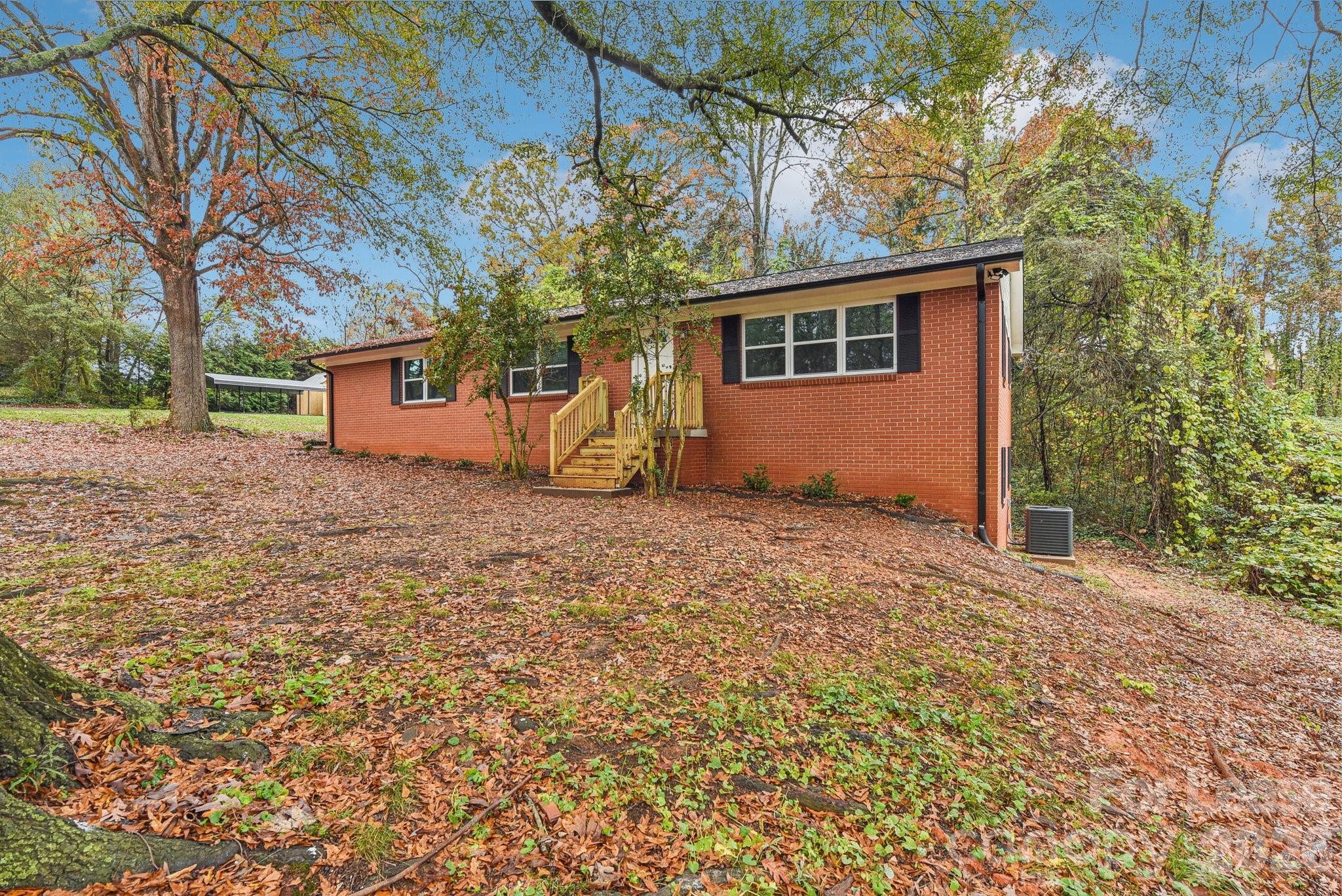 530 11th Street Place SW