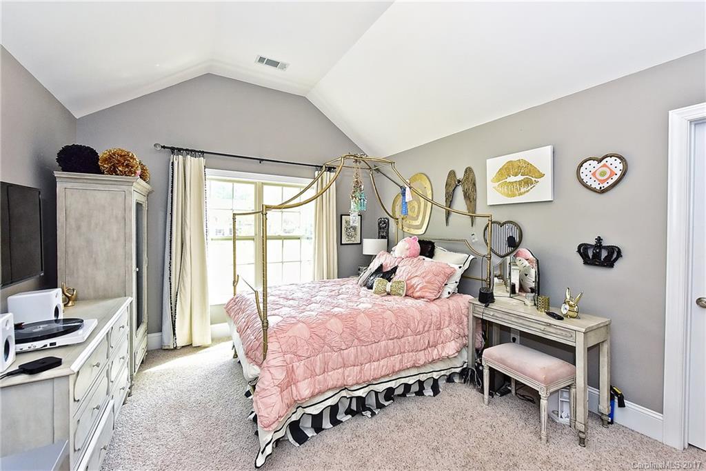 Belle Grove Manor - Residential