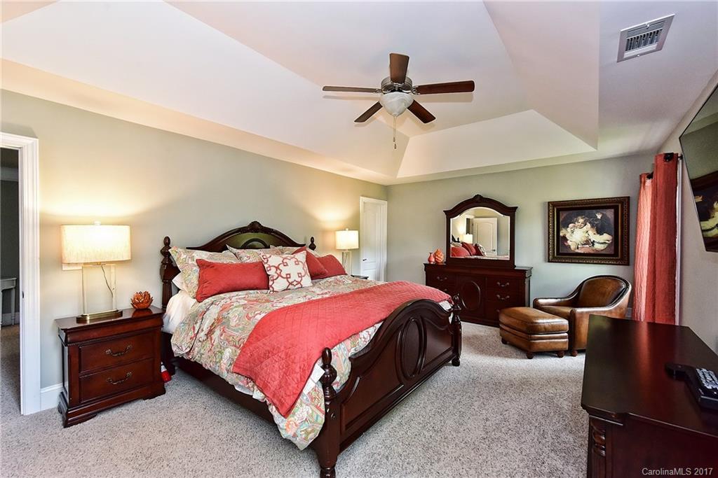 Belle Grove Manor - Residential