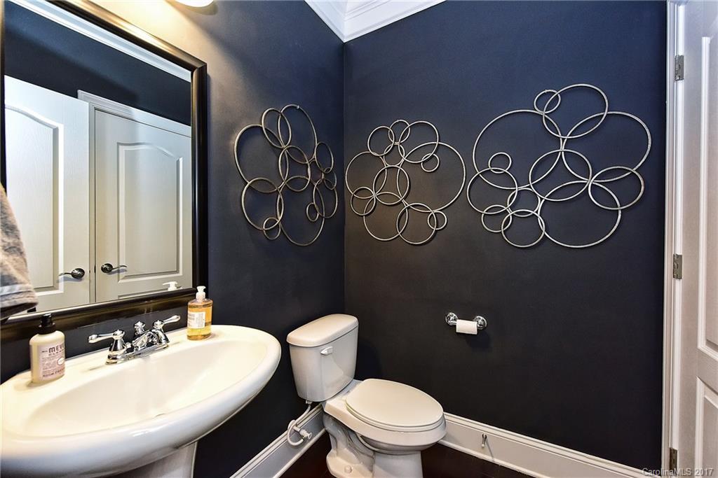 Belle Grove Manor - Residential