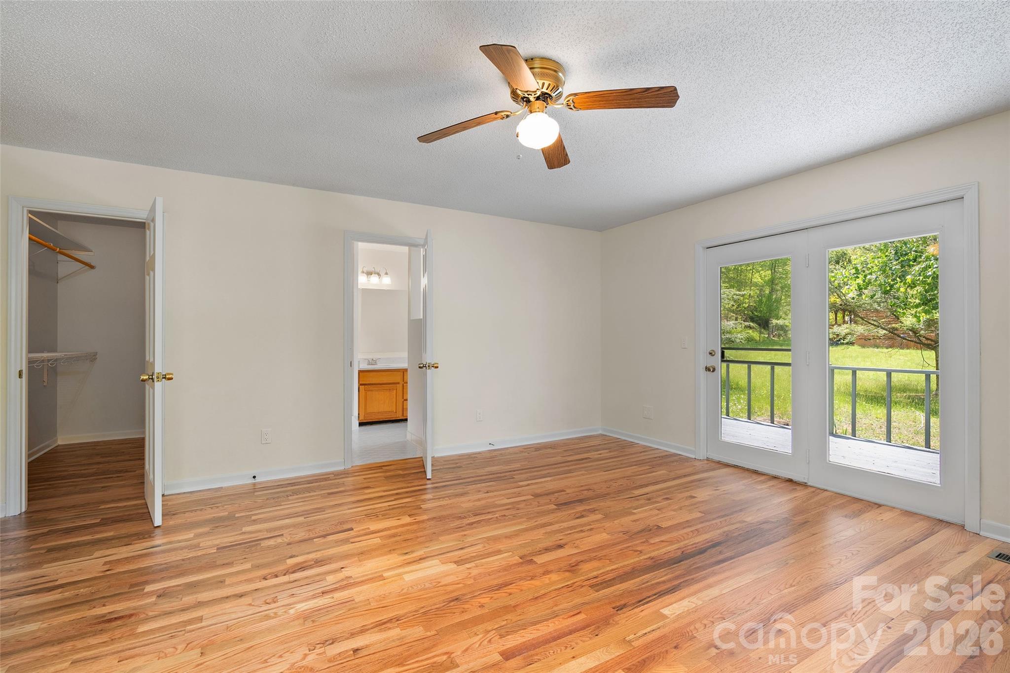 Meadow Creek Settlement - Residential