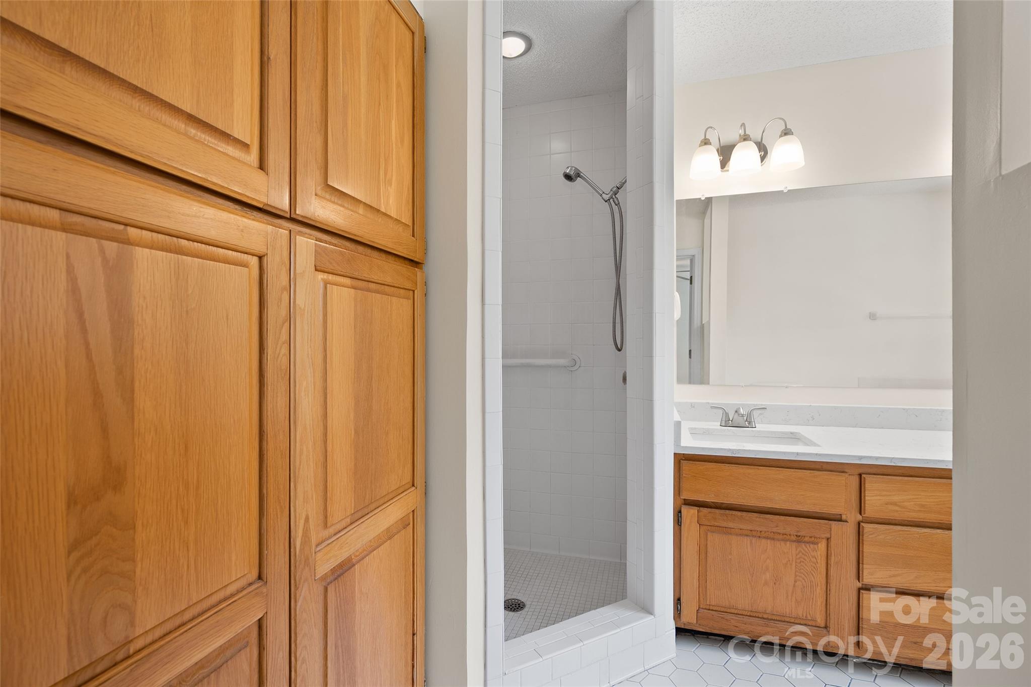 Meadow Creek Settlement - Residential