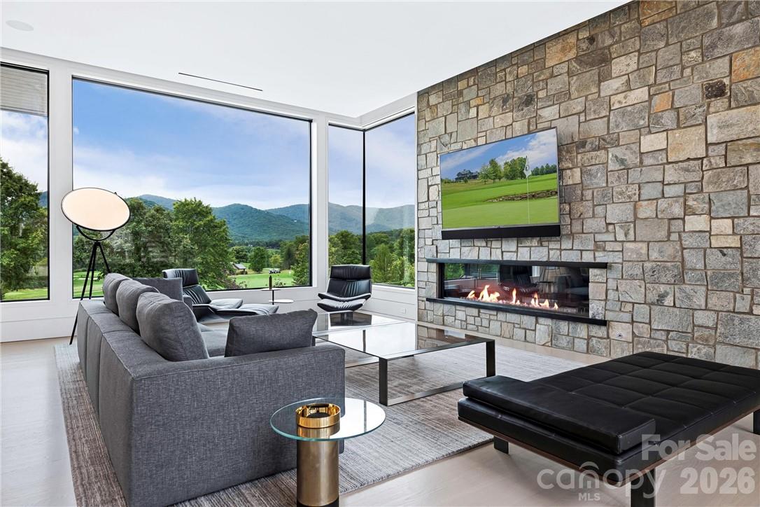 The Cliffs at Walnut Cove - Residential