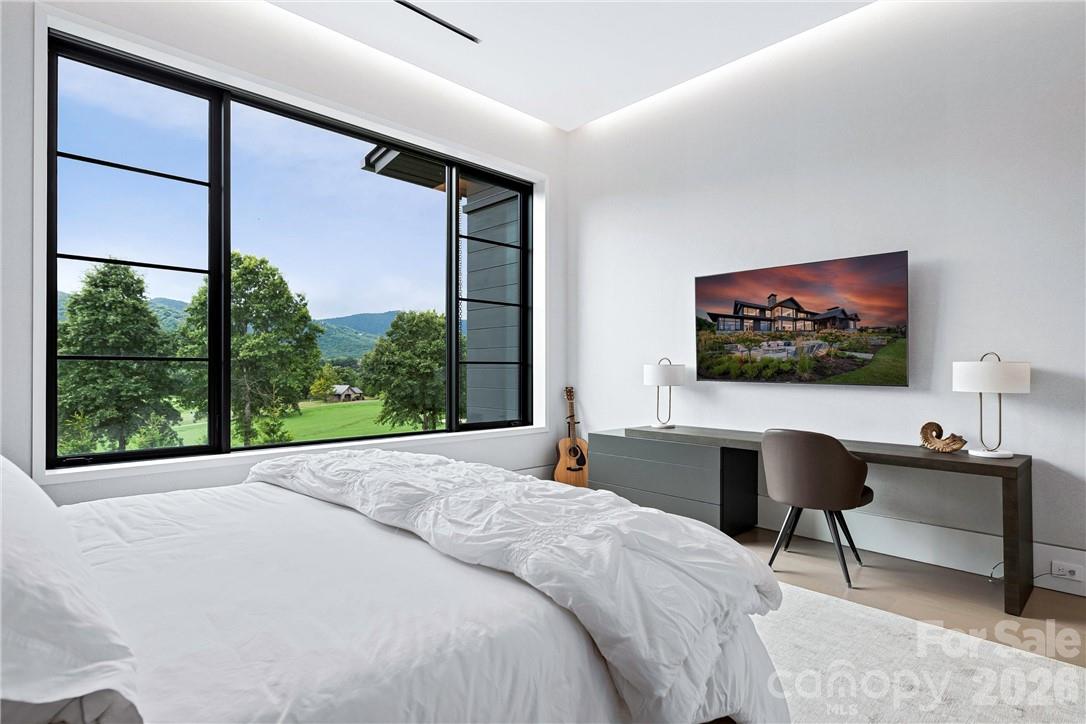 The Cliffs at Walnut Cove - Residential