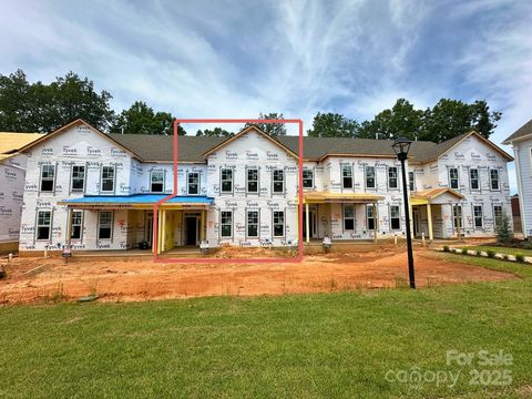 274 Gilead Road Huntersville NC 28078