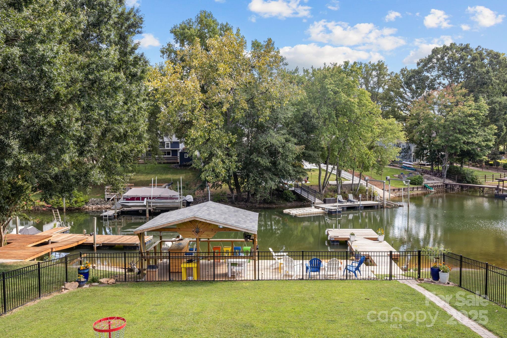 153 Bluewing Lane