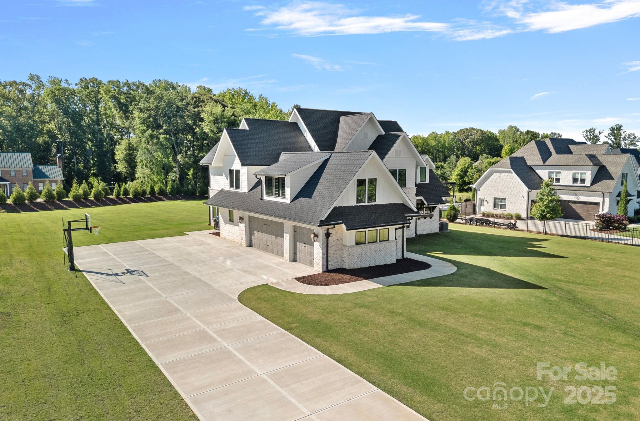 1405 Waxhaw Marvin Road