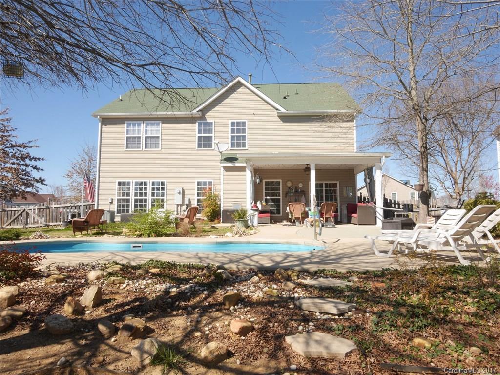 Autumn Cove At Lake Wylie - Residential