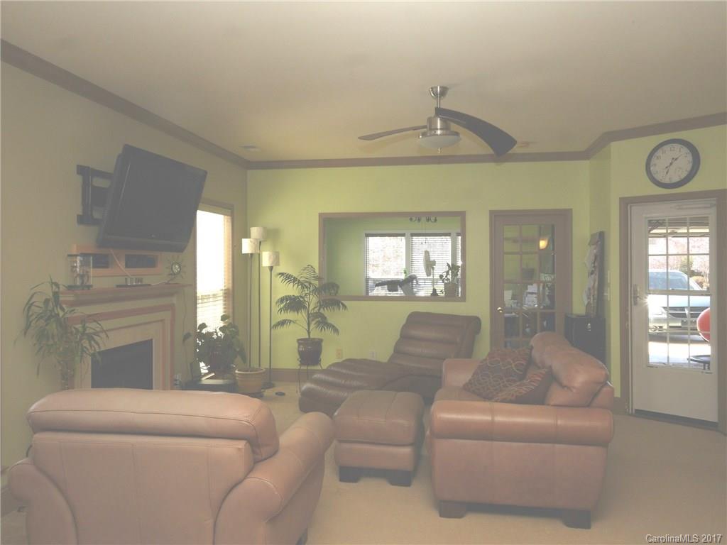 Autumn Cove At Lake Wylie - Residential