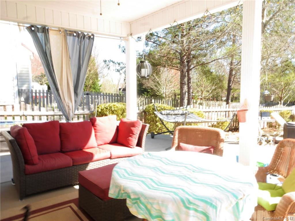 Autumn Cove At Lake Wylie - Residential