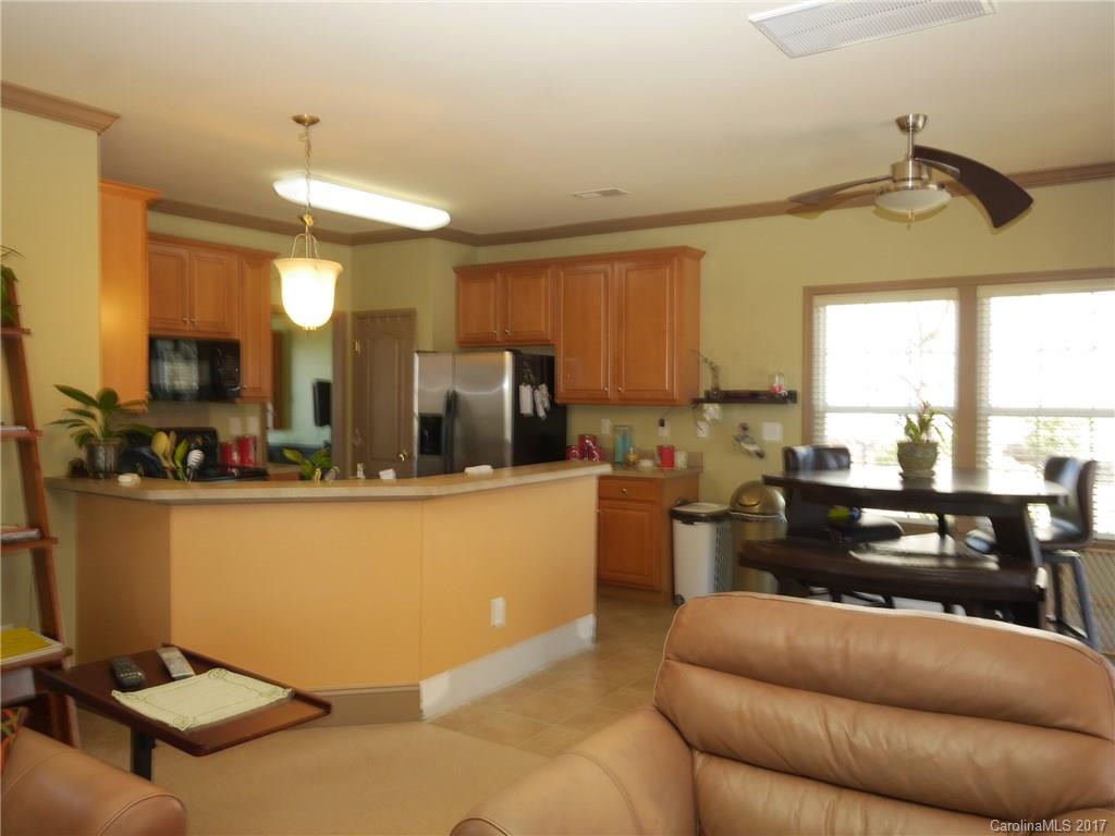 Autumn Cove At Lake Wylie - Residential