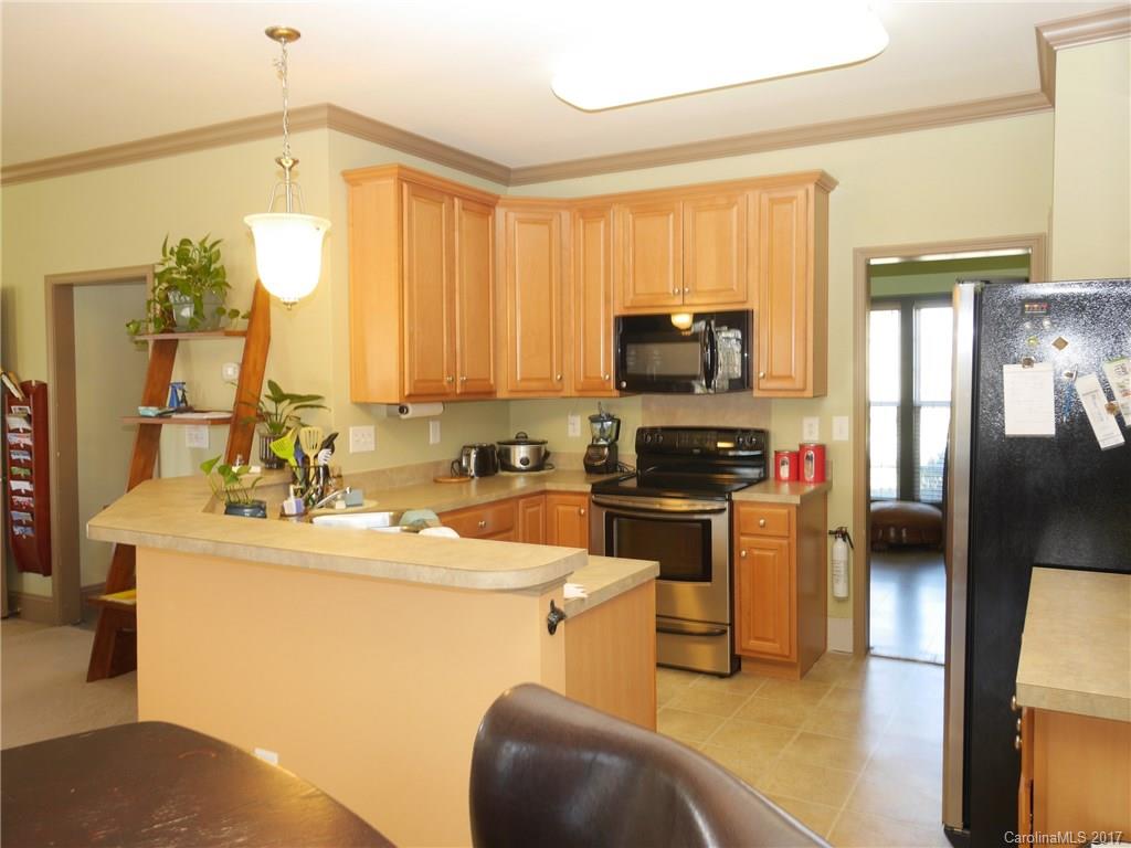 Autumn Cove At Lake Wylie - Residential