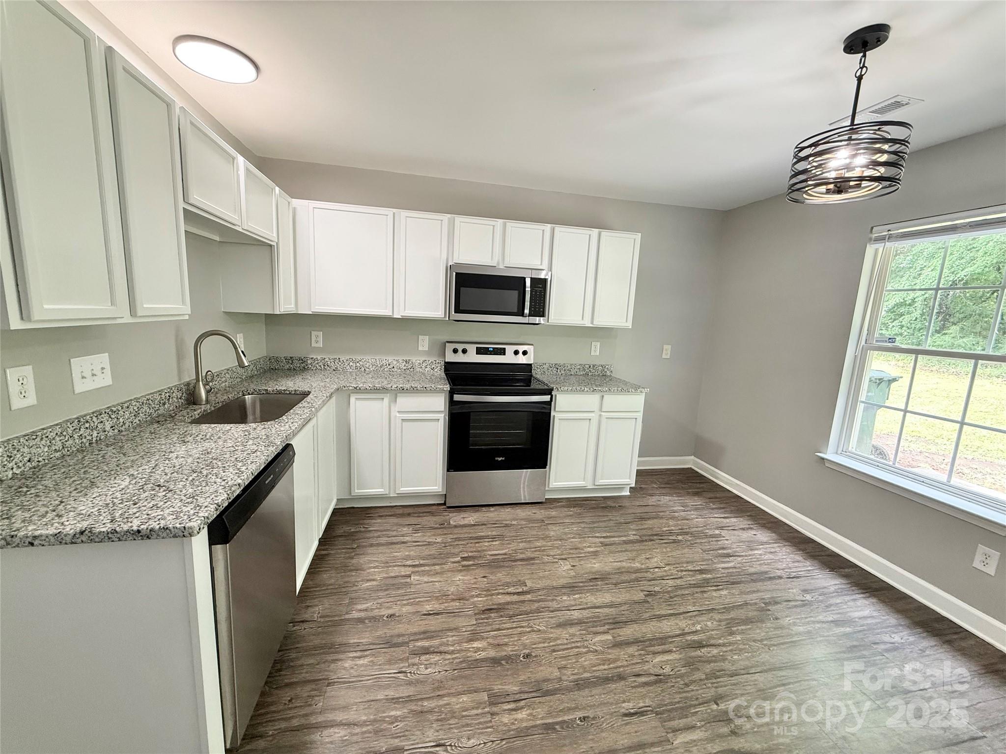 1252 Shenandoah Circle