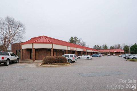 Photo for 125 E Plaza Drive 113