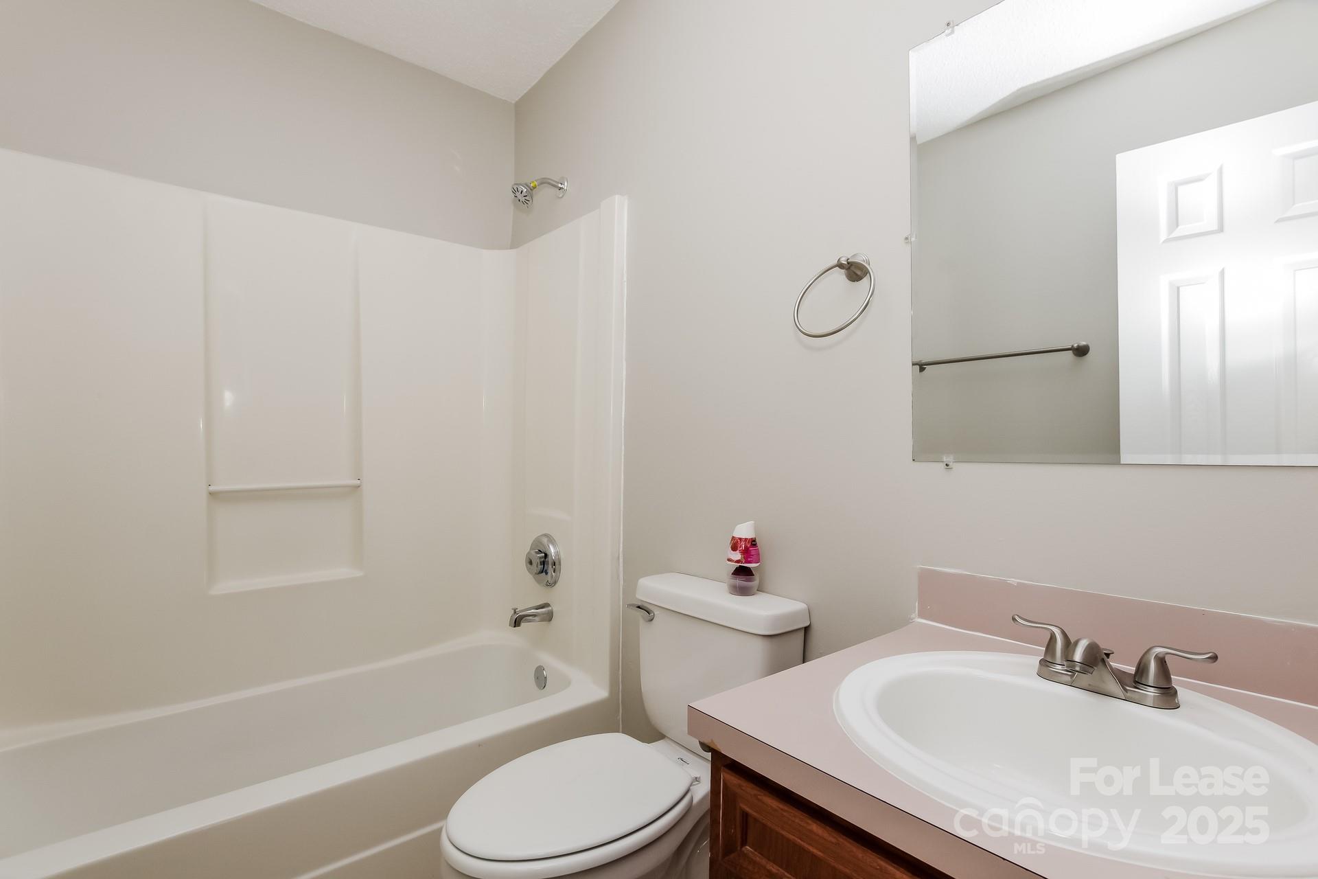 Forest Pawtuckett - Residential Lease