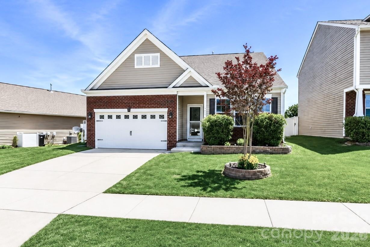 180 N Cromwell Drive