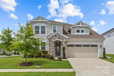 17034 Carolina Pine Row Charlotte NC 28278