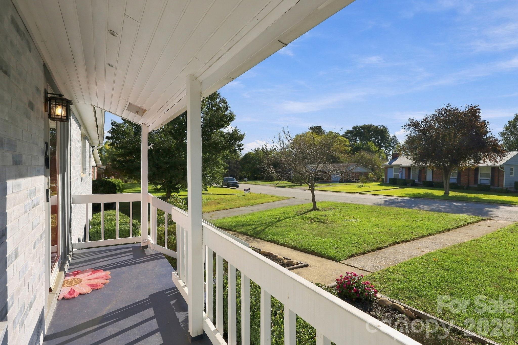 20 Oak Leaf Lane