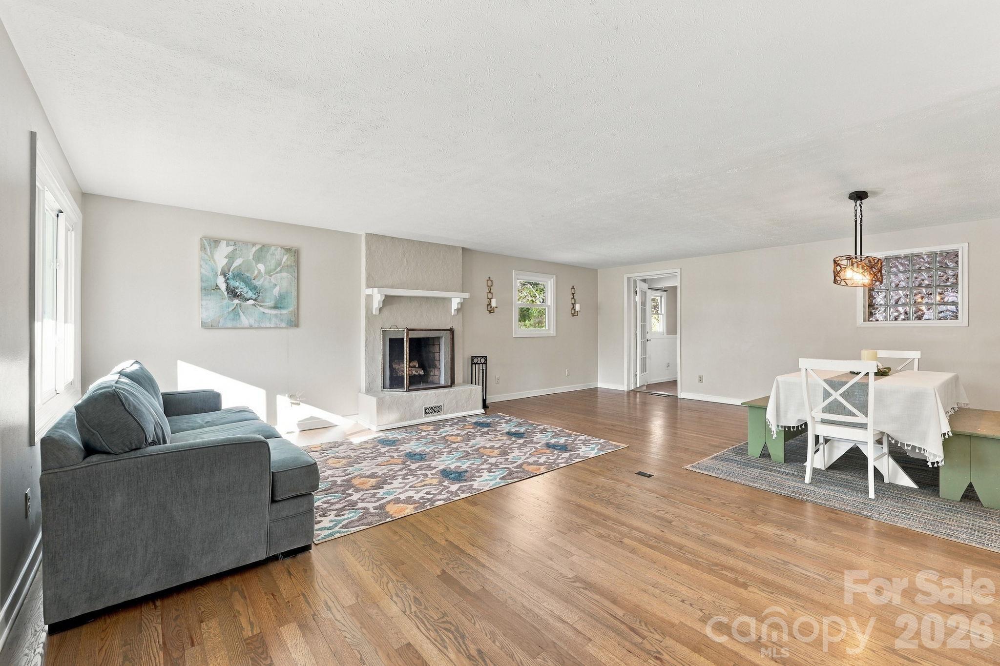 20 Oak Leaf Lane
