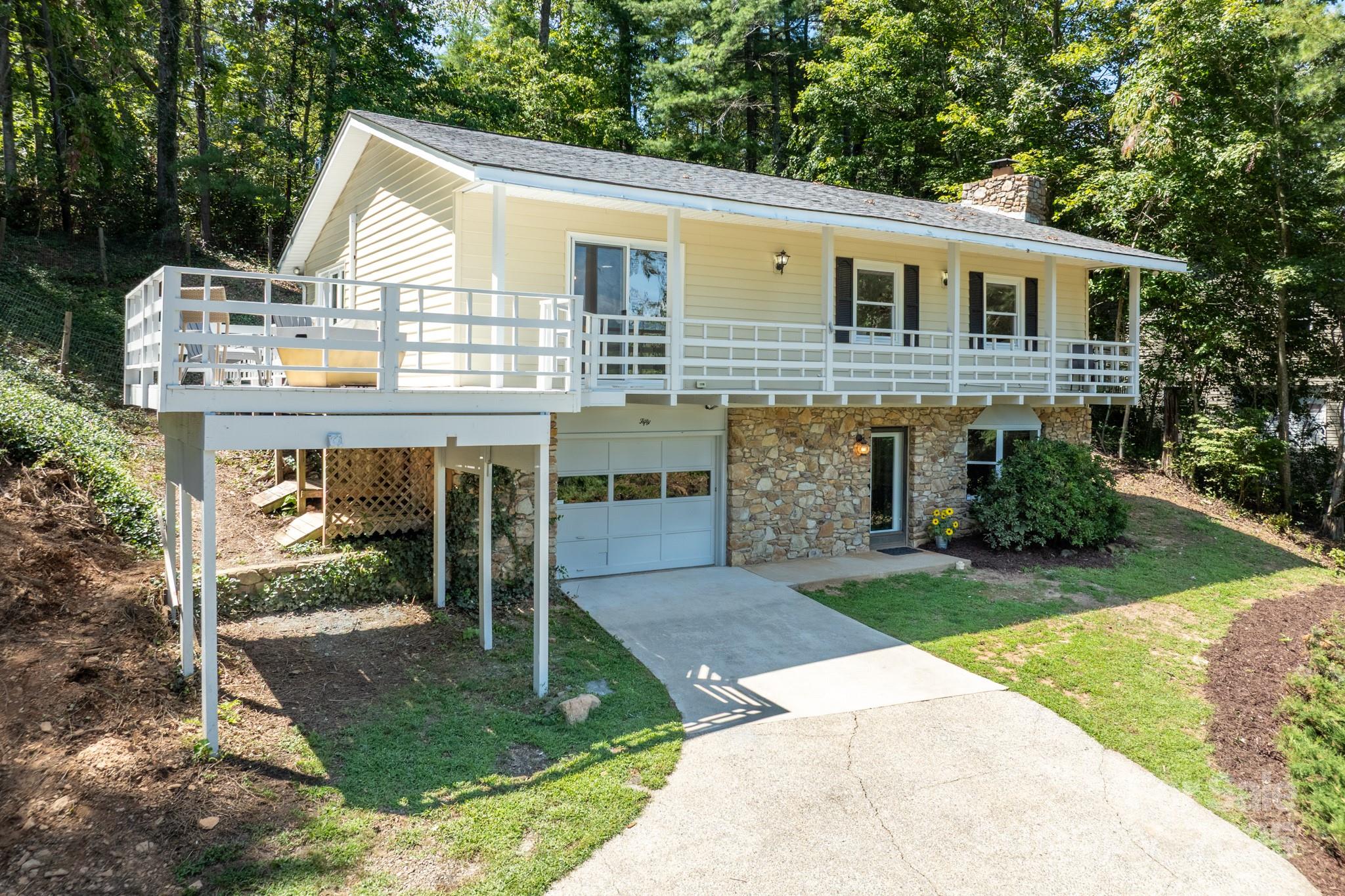 50 Springwood Drive