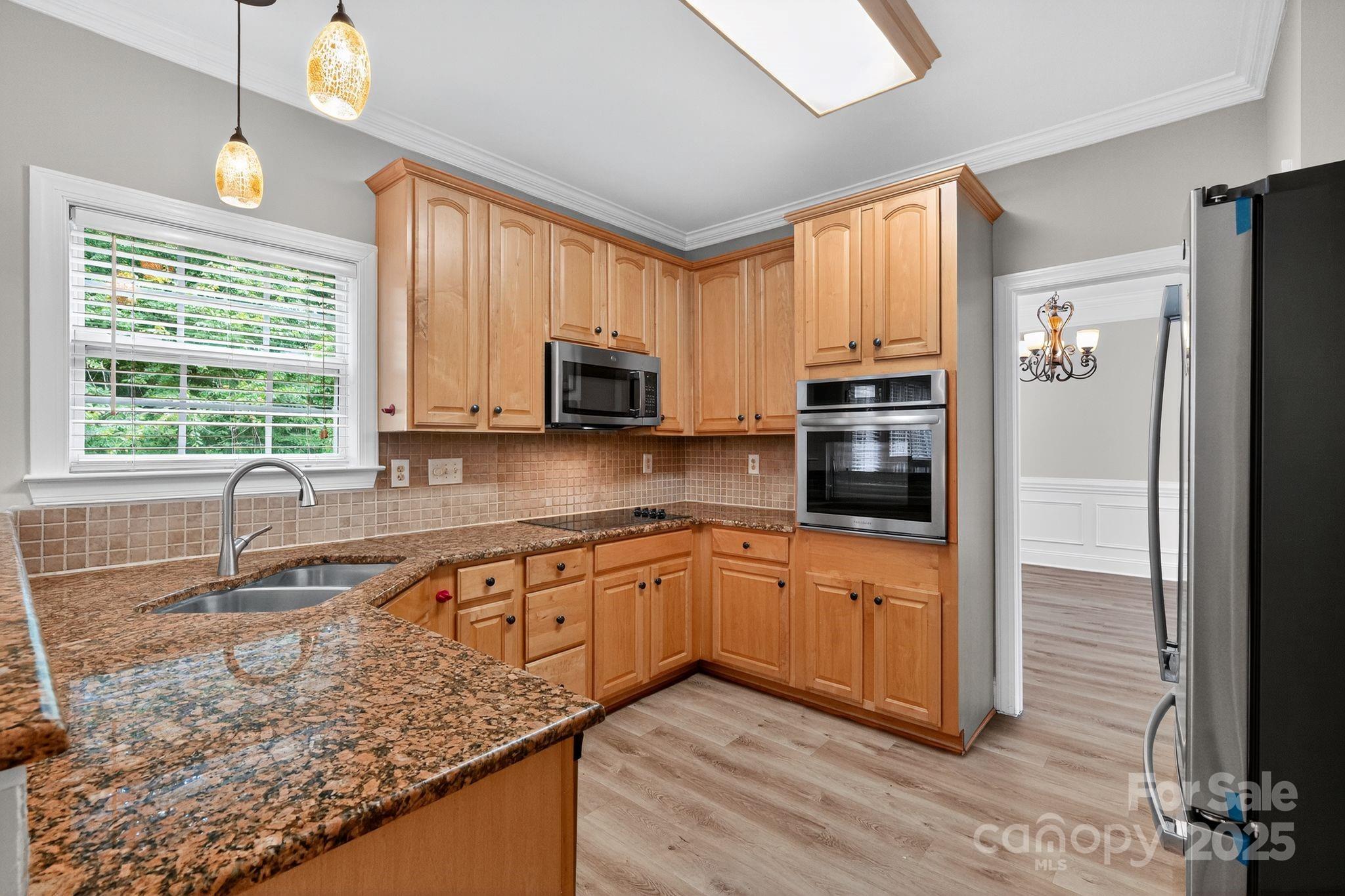 1000 Potters Bluff Road