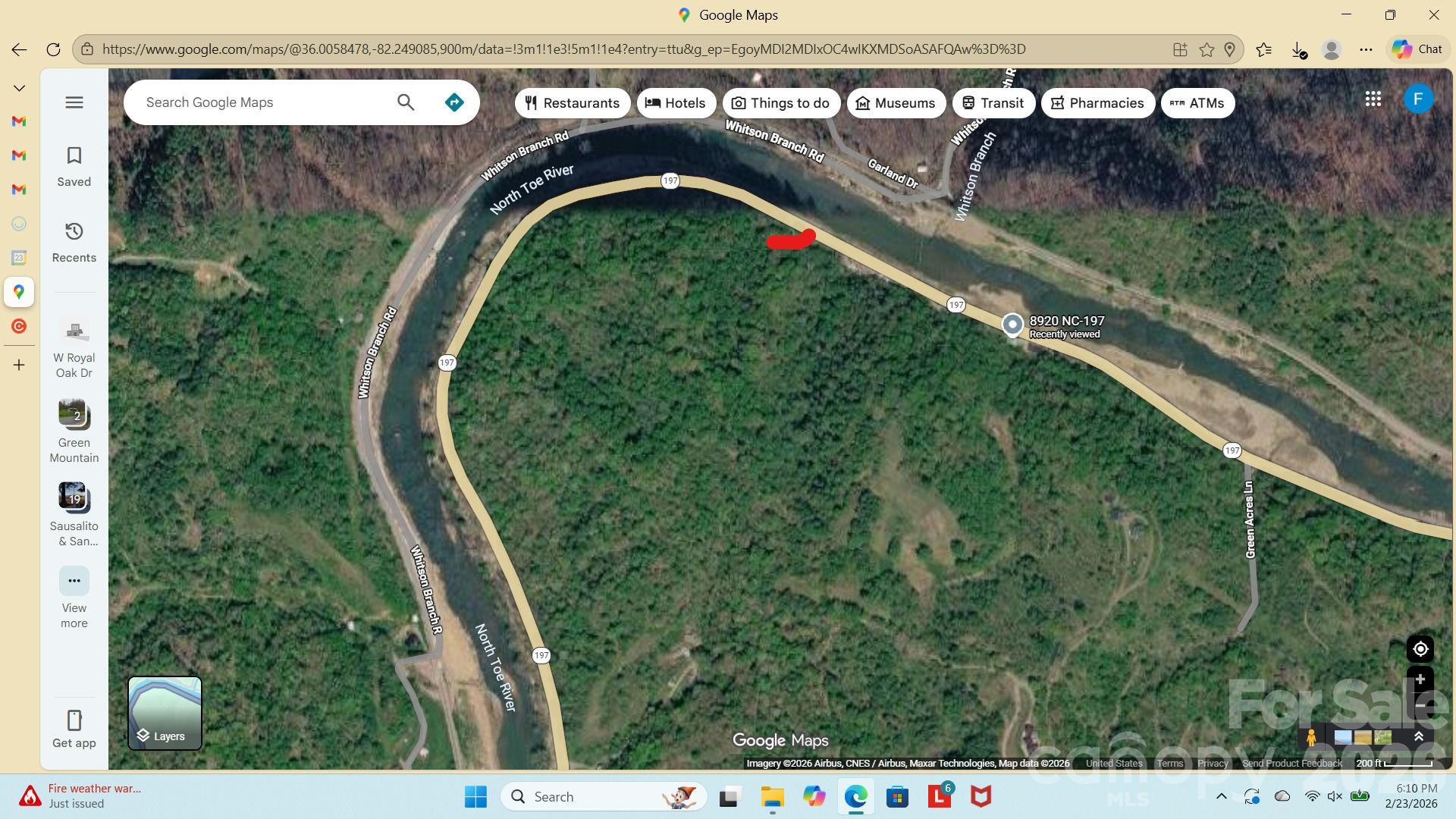 Main image without alt text