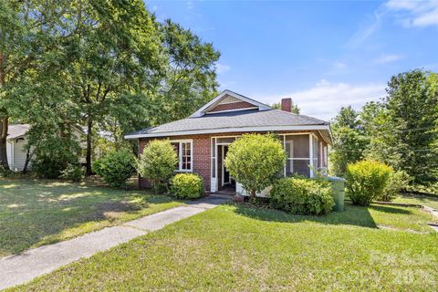 519 Central Avenue Lancaster SC 29720