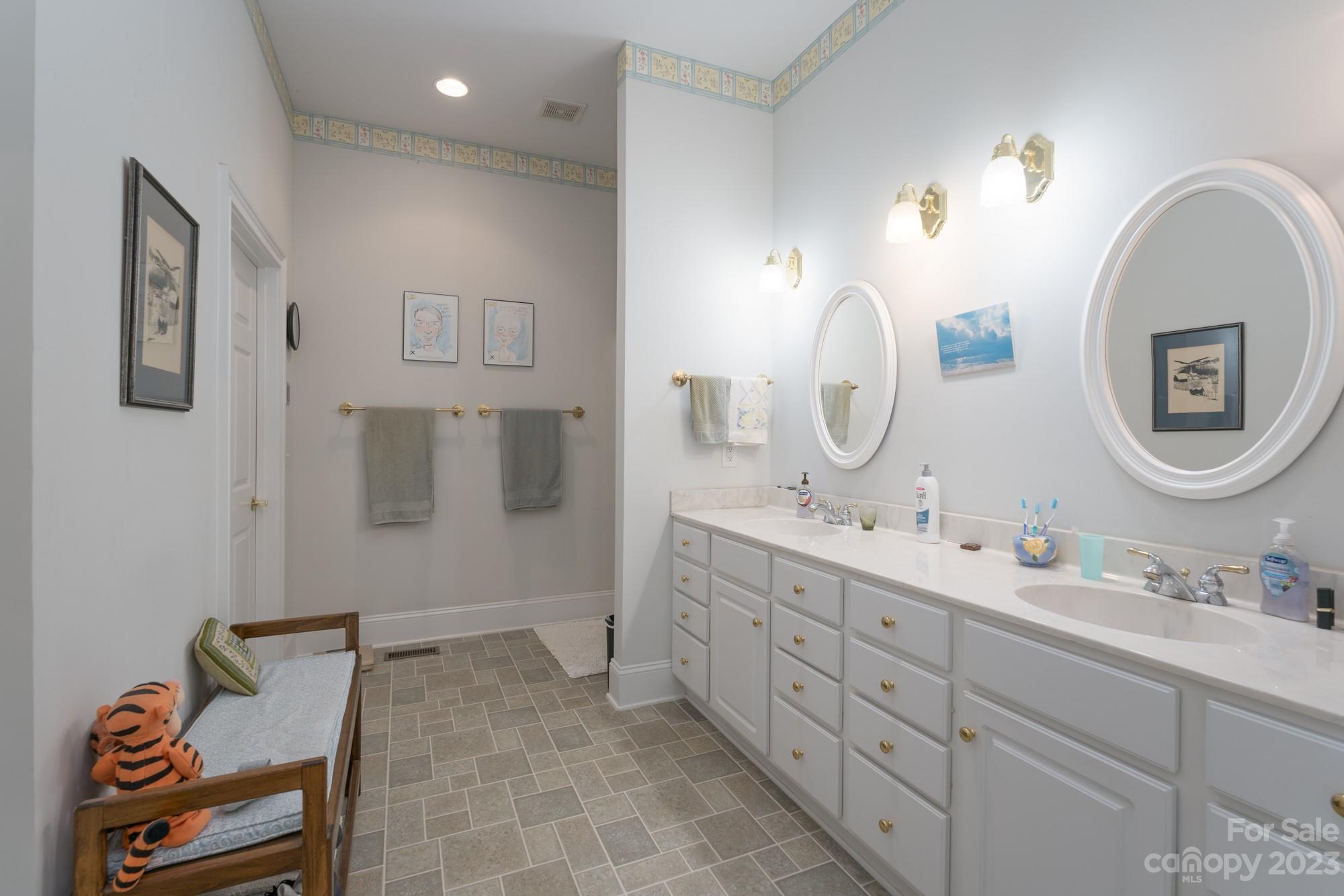 Baxter Village - Residential