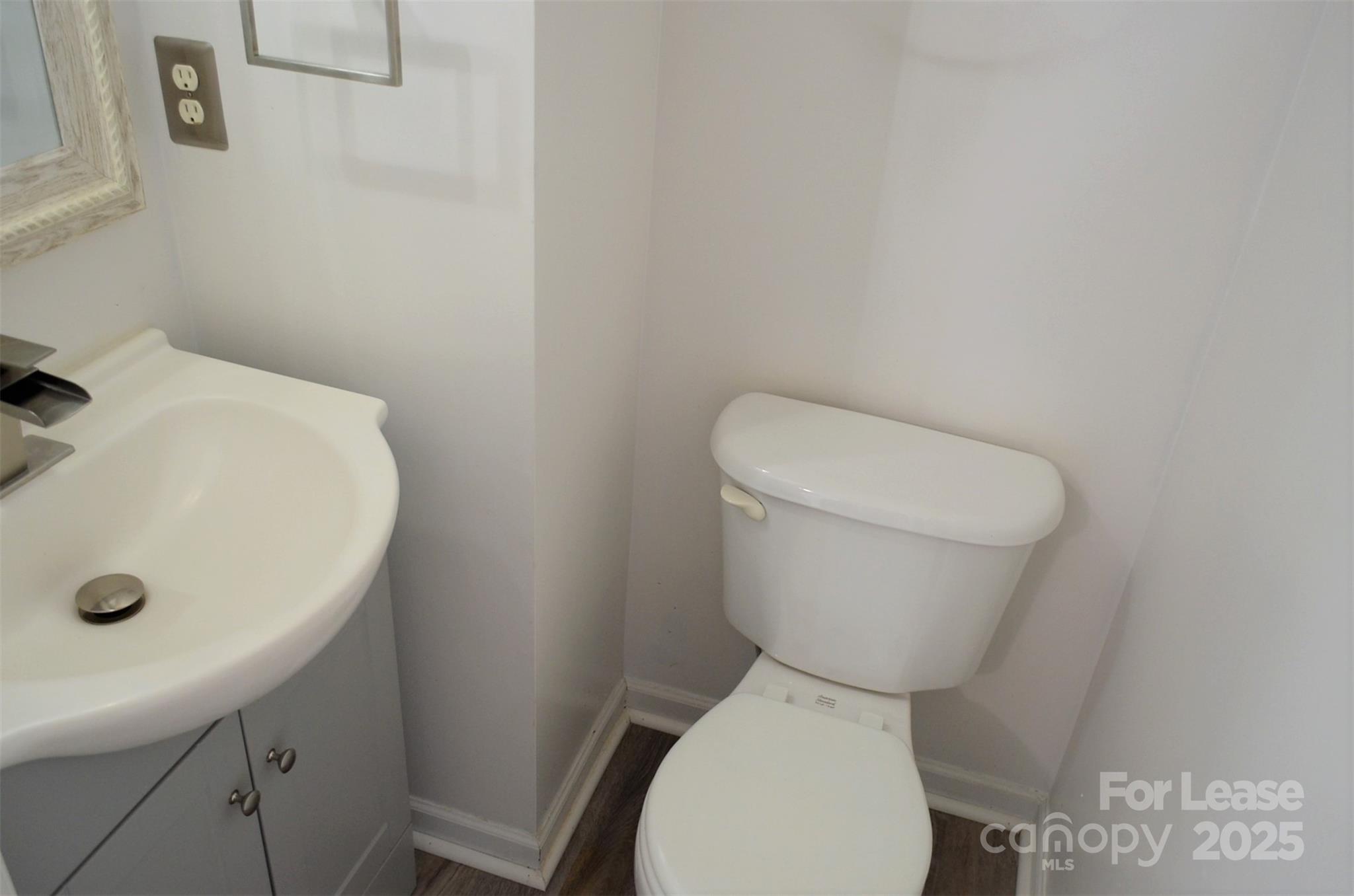 Oakhurst - Residential Lease