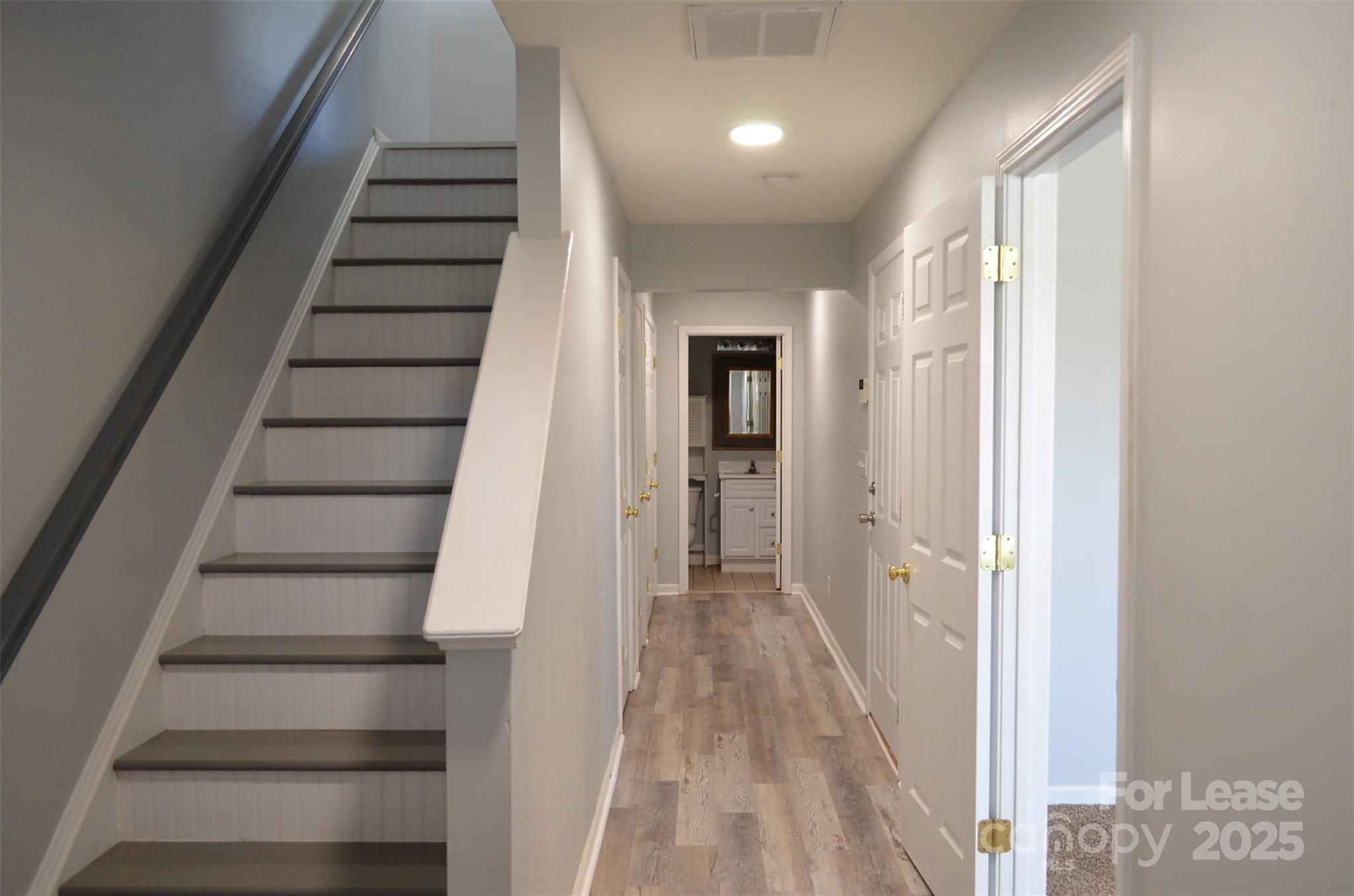 Oakhurst - Residential Lease