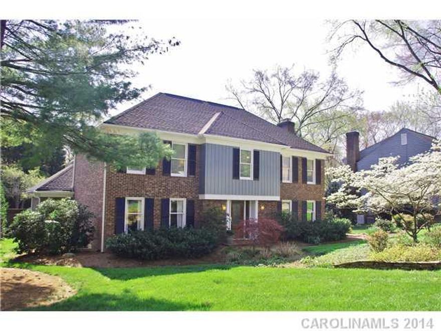 Handsome brick traditional home features beautiful hardwood floors, elegant formals, a spacious great room w/ fireplace & built-ins, updated designer kitchen & a great flexible floor plan w/ a bonus room with en suite bath that can be used as another bedroom on the main floor! Gorgeous yard offers lush landscaping, fenced rear yard, stacked stone accent walls & tons of privacy! Sought after location is just minutes from SouthPark and Uptown. Great opportunity to be in Montibello for this price!