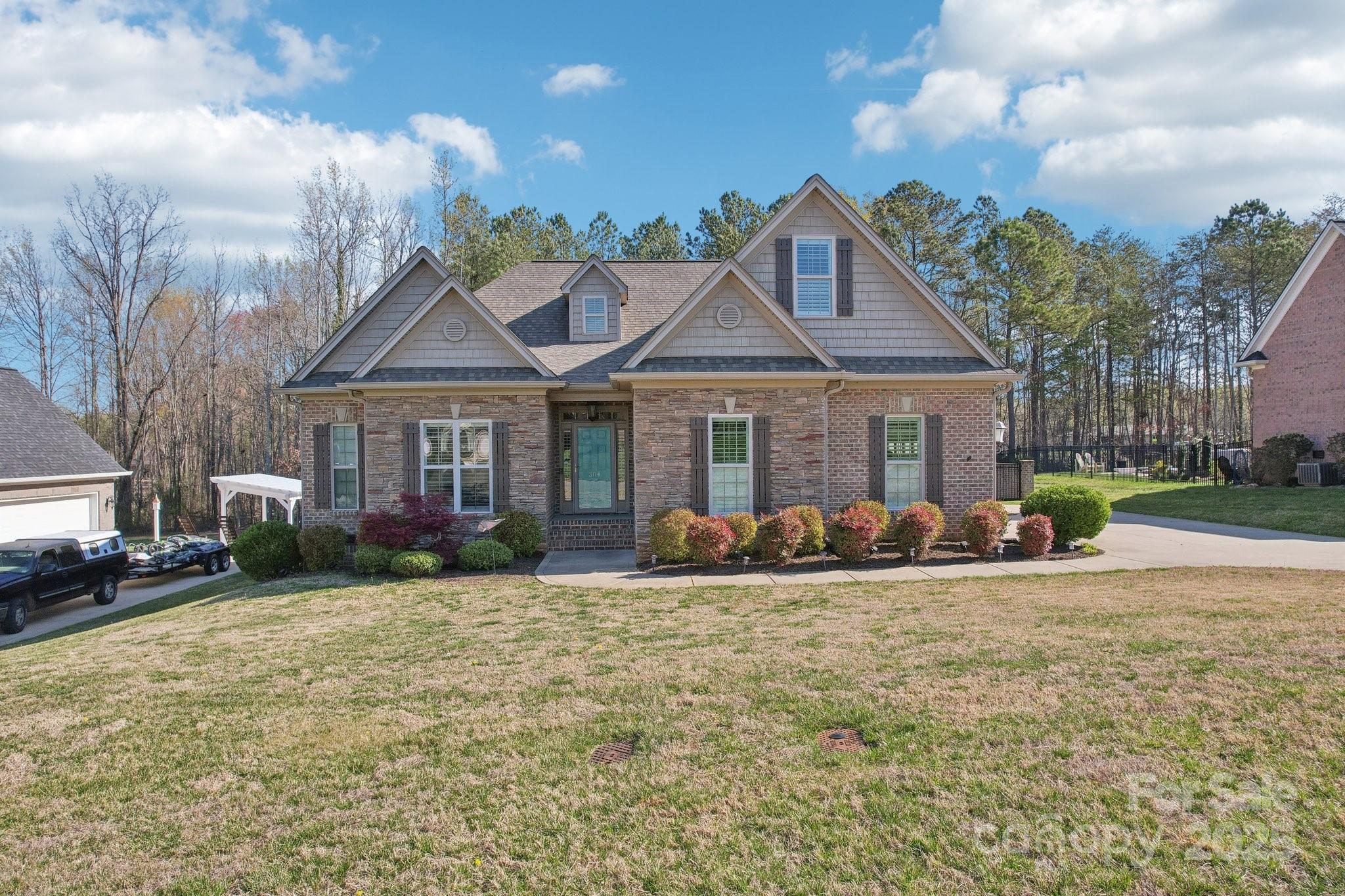 304 Wintergreen Court