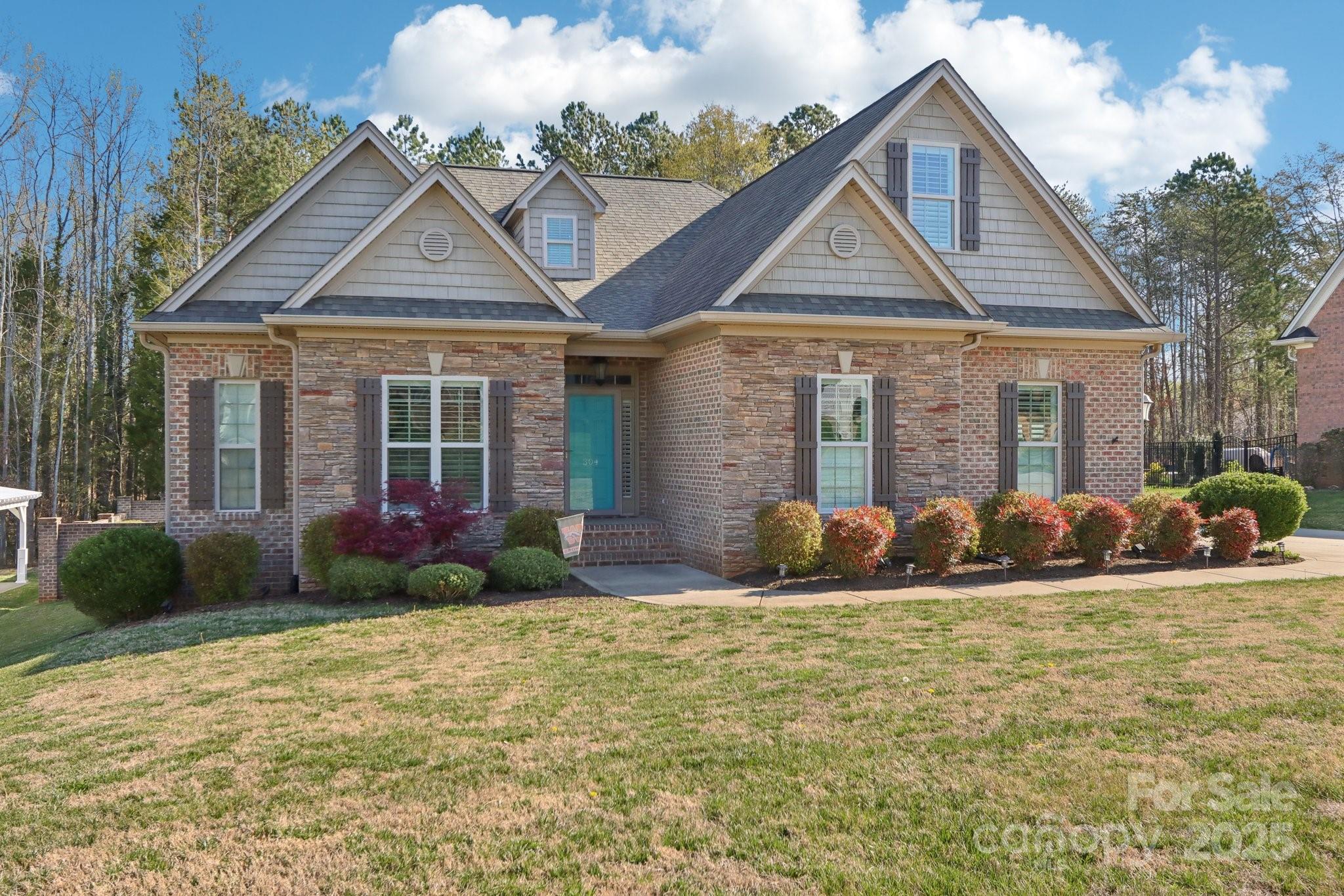 304 Wintergreen Court