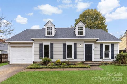 6915 Duncroft Lane Charlotte NC 28215