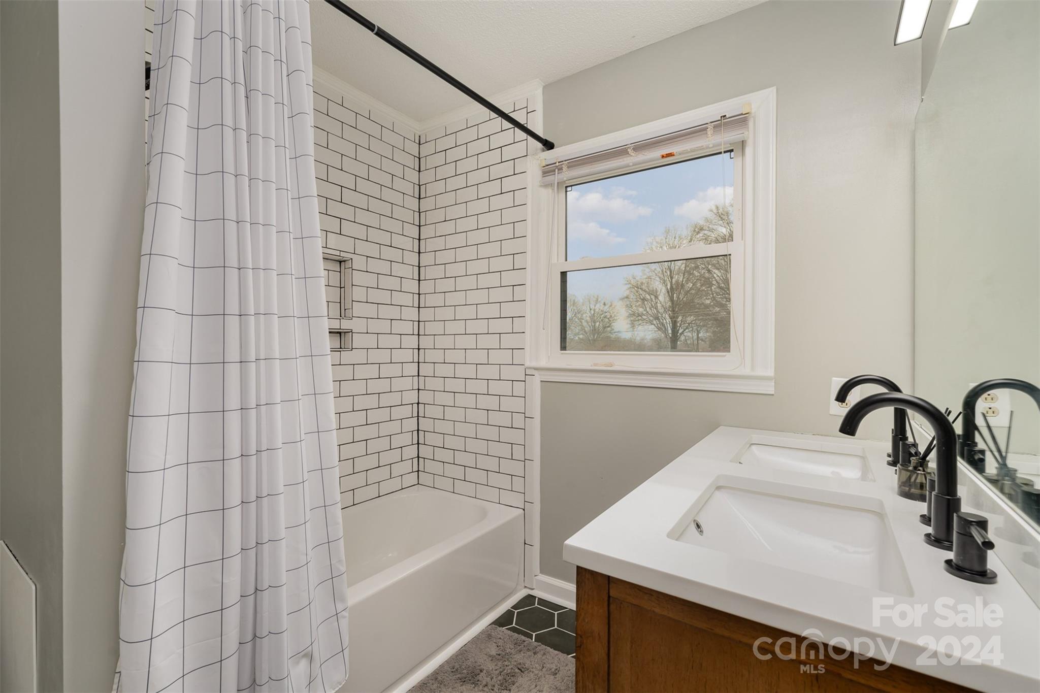 Hillsdale - Residential