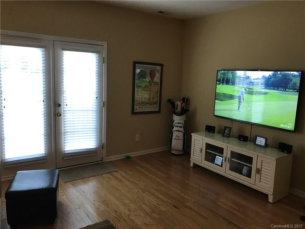 Scots Hill - Residential