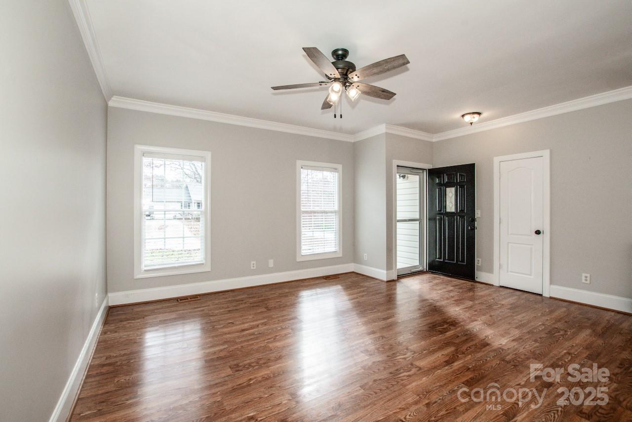 146 Valley Glen Drive