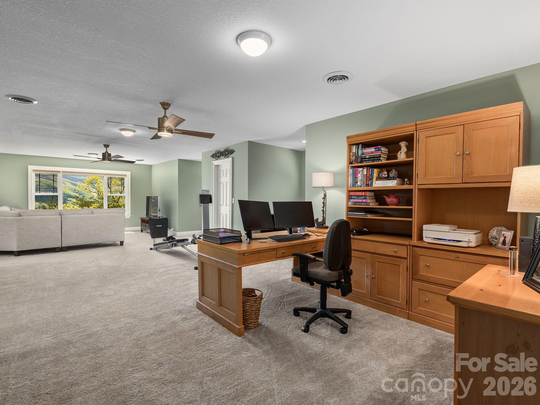 Allen Mountain Ridge - Residential