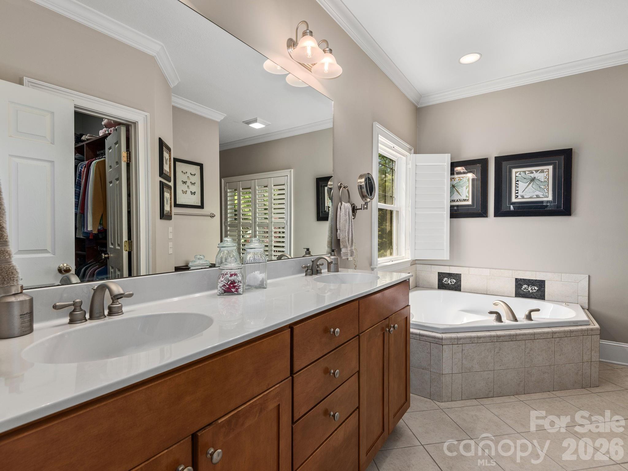 Allen Mountain Ridge - Residential