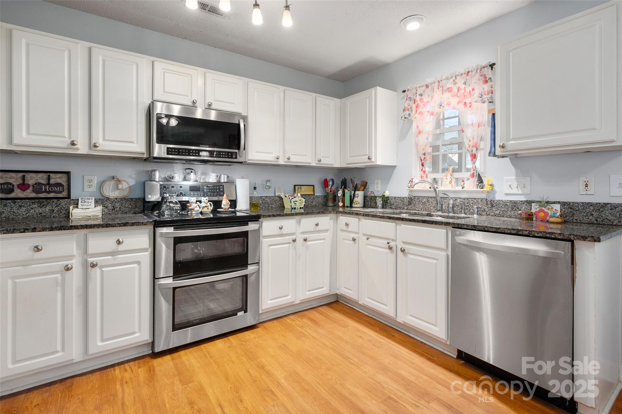 Forest Hills - Residential