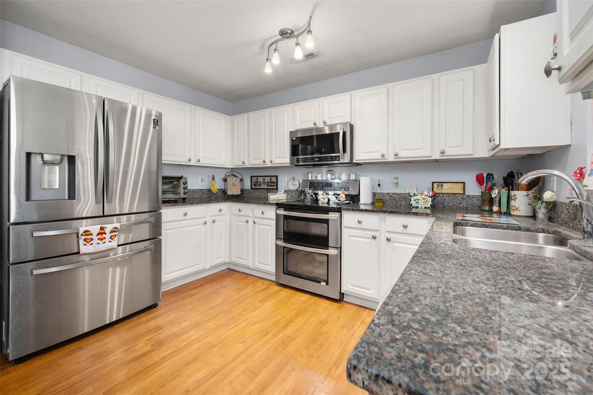 Forest Hills - Residential