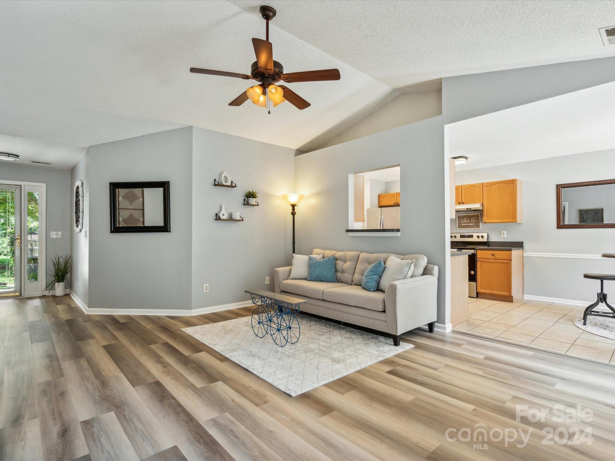 Starmount Forest - Residential