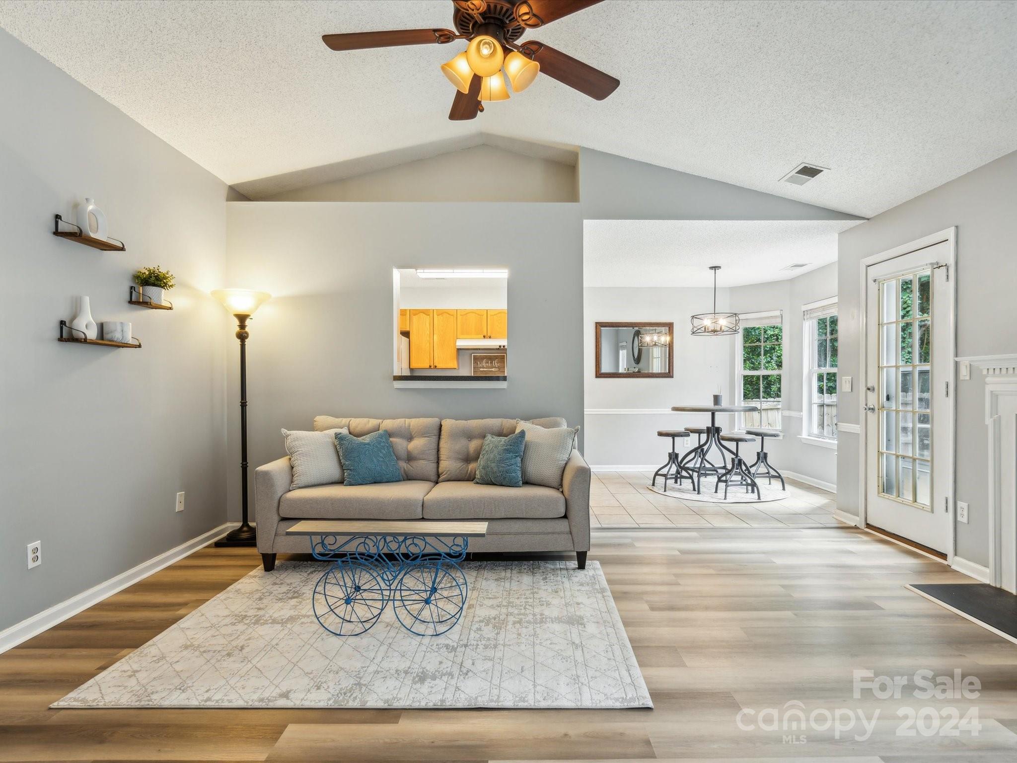 Starmount Forest - Residential