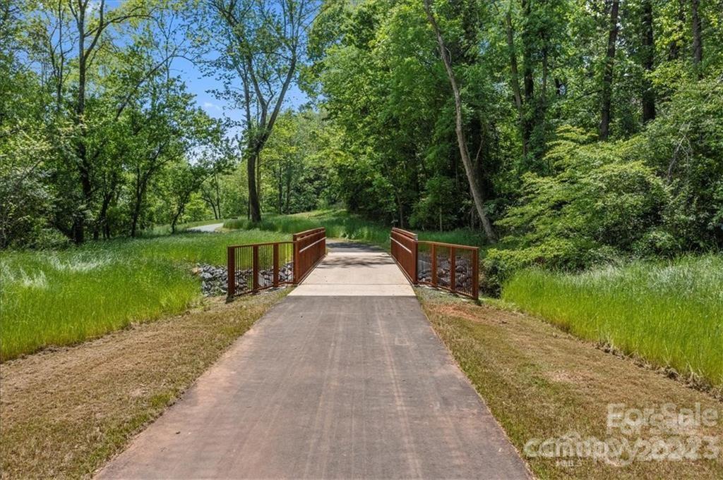 Starmount Forest - Residential