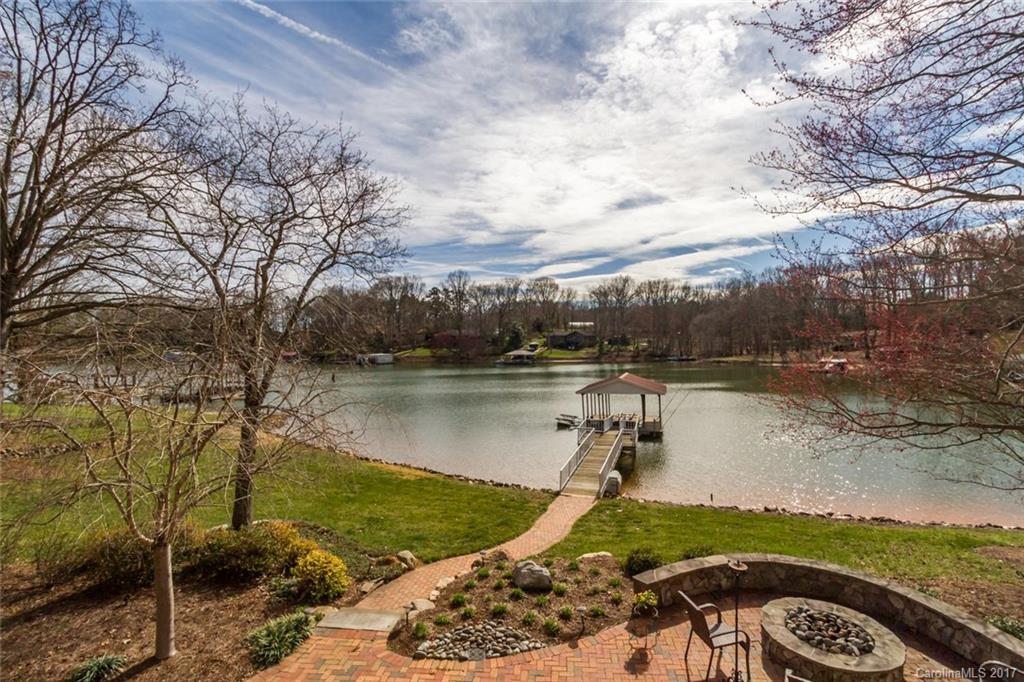 Photo 1 of 24 — 117 Cromdale Lane 34, Troutman, NC 28166