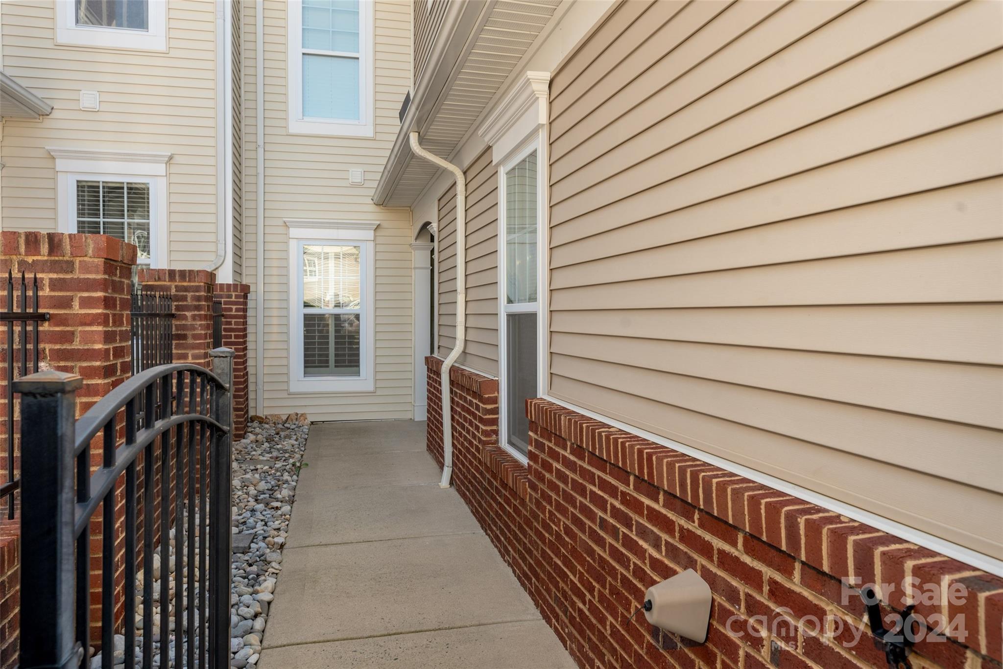45014 Wigeon Lane 100