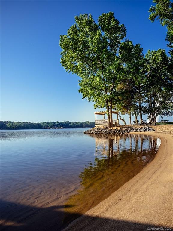 River Hills - Residential