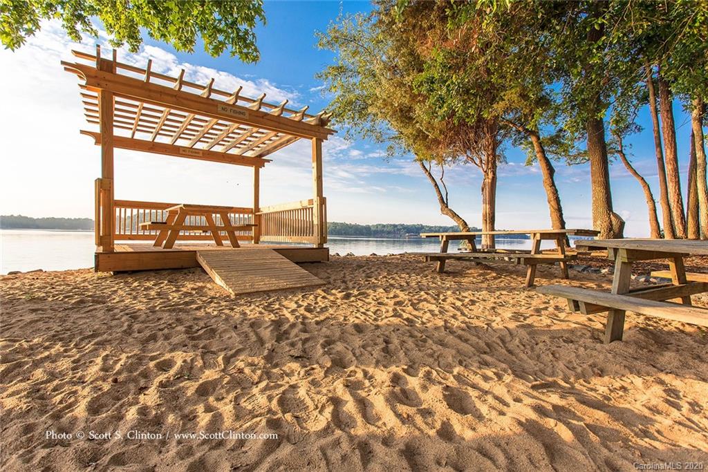 River Hills - Residential