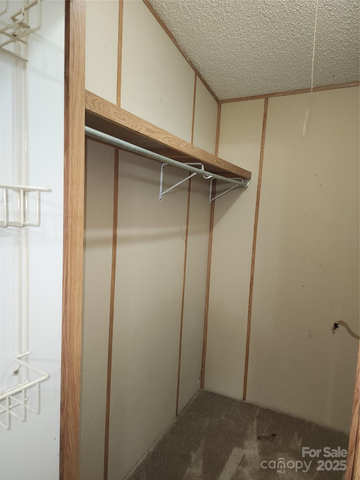 Kelloland - Residential