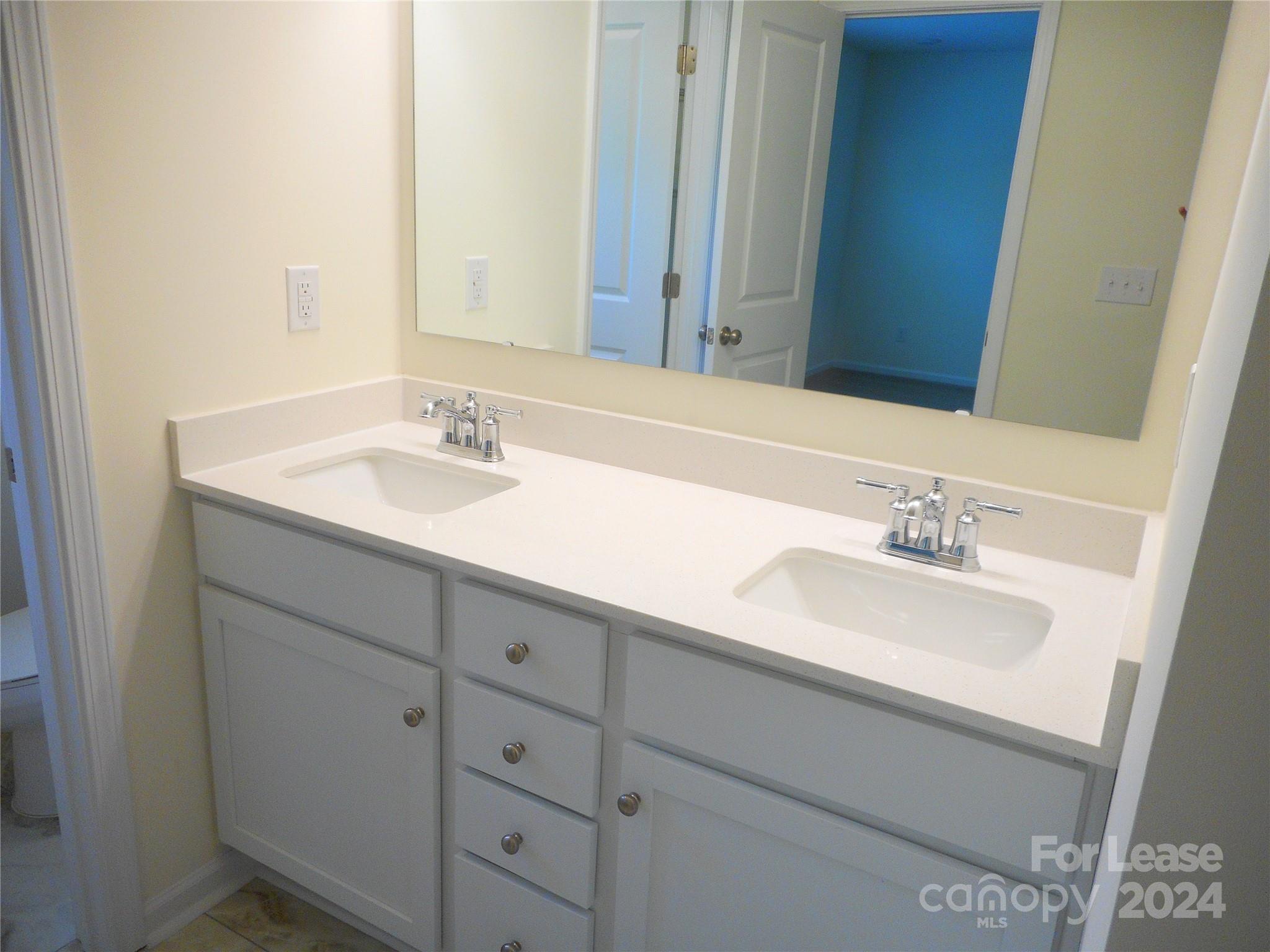 Secrest Landing - Residential Lease